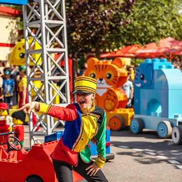 Dancer at LEGOLAND Parade