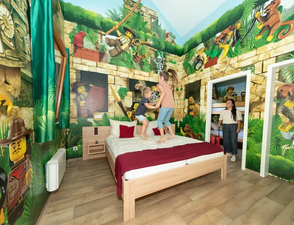 LEGOLAND® Holiday Village - Themed cottages - Adventure