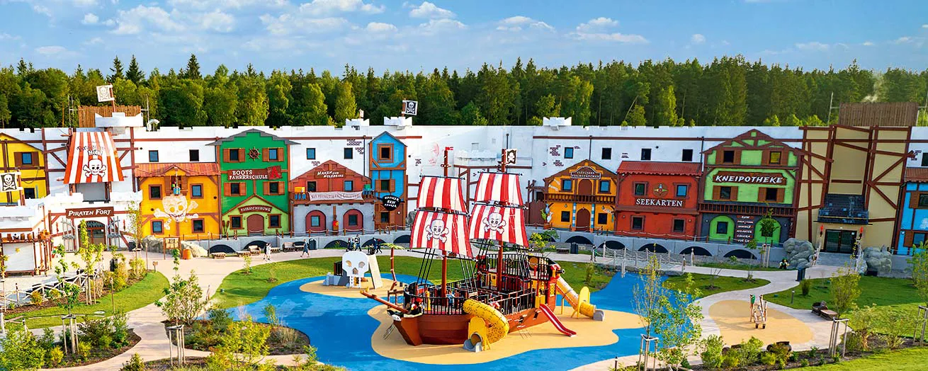 LEGOLAND® Holiday Village - Pirate Island Hotel - exterior view