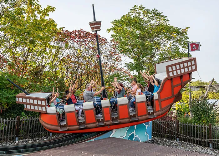 LEGOLAND ride Pirate School