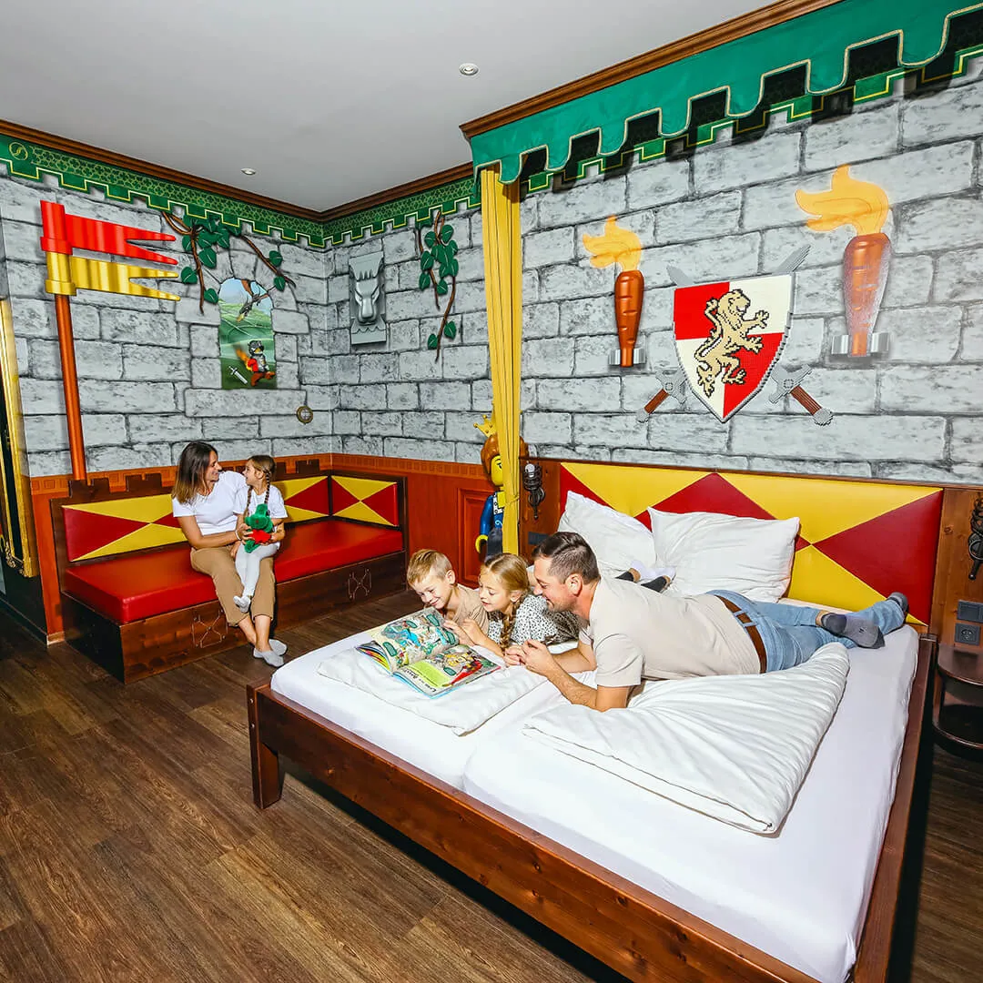 LEGOLAND Holiday Village - Castles  - King's castle - Parent's room
