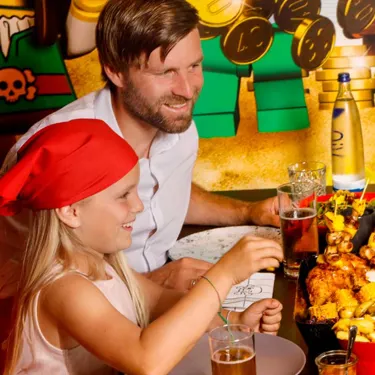 LEGOLAND Holiday Village Pirate Tavern