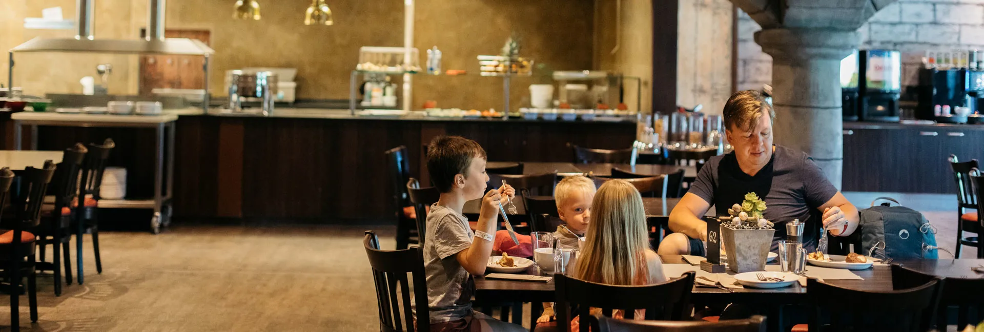 Family at LEGOLAND Restaurant Zur Tafelrunde