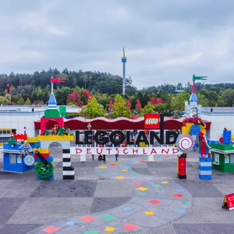 LEGOLAND Außensicht vom Eingangsportal