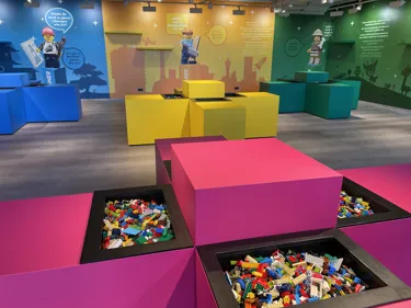 Neues Kreativzentrum Im LEGOLAND LEGO Bauspass Innenansicht