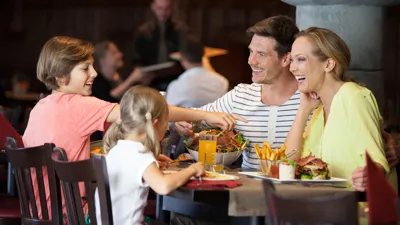 LEGOLAND gourmet ticket with family at dinner