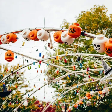 LEGO pumpkin heads on Halloween at LEGOLAND Deutschland