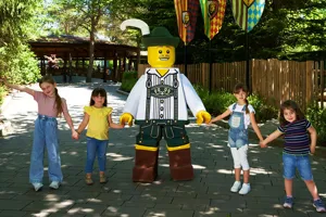 Children with LEGOLAND resident Bavaria figure