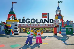 LEGOLAND Deutschland Press with Walking Characters in front of the Portal