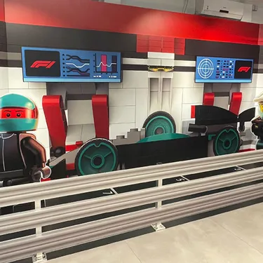 LEGOLAND Race Base Shop