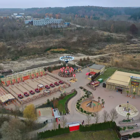 Drohnenaufnahme von neuem Themenbereich 2023 im LEGOLAND