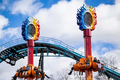Fire & Ice Tower in front of Maximus roller coaster at LEGOLAND Deutschland