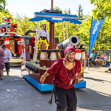 Pirate and pirate ship at LEGOLAND Parade